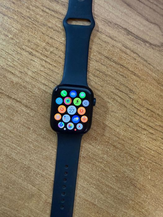 Apple Watch 8 45mm 100% батарея
