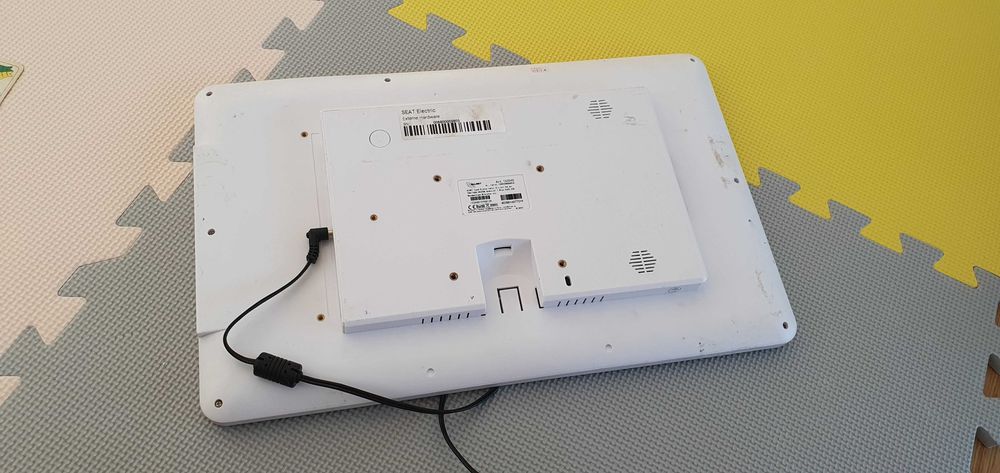 tableta mare 15.6" showroom / prezentari / marketing  ALLNET