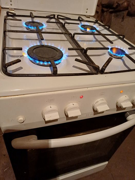Продам плиту ханса