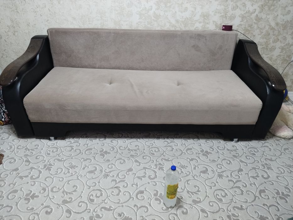Продам диван самовывоз