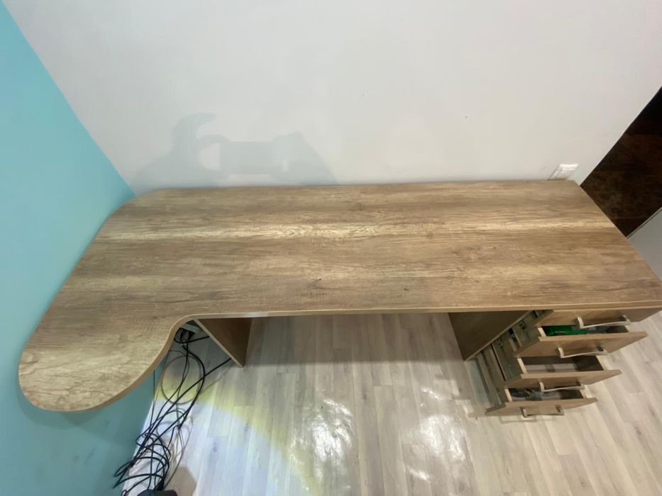 ПРОДАМ Стол офисный