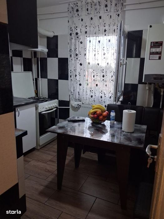 Apartment in Pitești, Cartierul Negru Vodă - Vedere 3