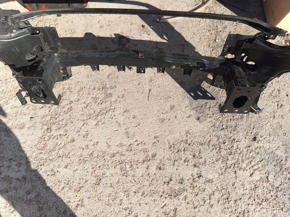 Греда за vw tiguan 2024