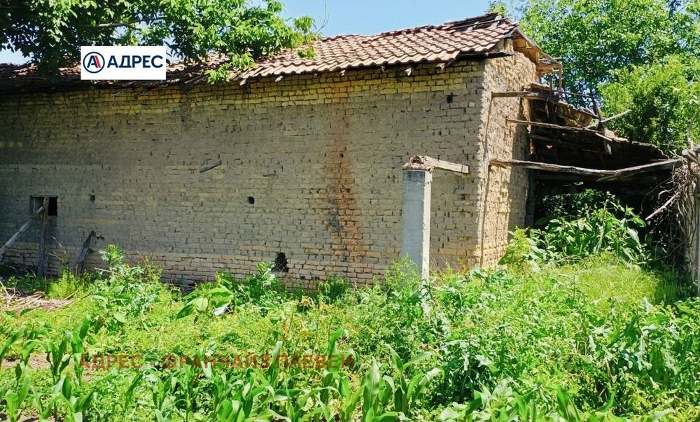 Парцел в Плевен, област-с.Обнова площ 2780 цена 11248