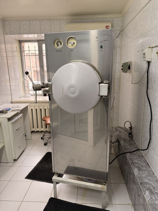 Продается мед.оборудование и мебель