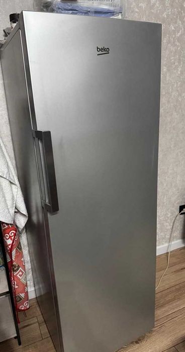 Продам морозильник