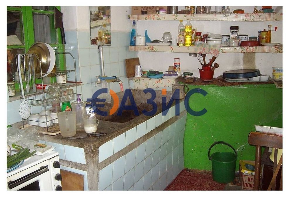 Къща в селото. Огнен, обл. Бургас, България, 65 кв. м. и земя 1000 кв.