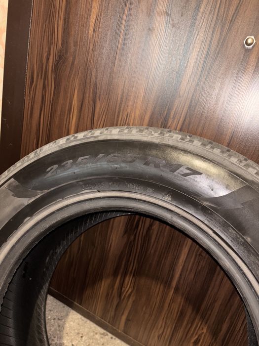 Зимни гуми 235/65 R17