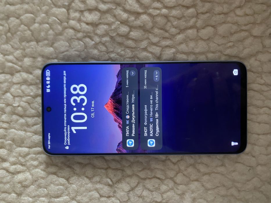 Продам телефон почти новый