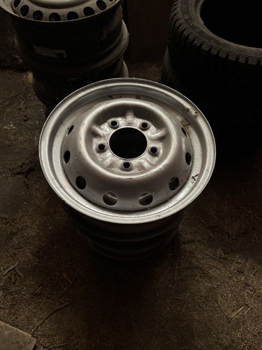 Продам штампы на ниву