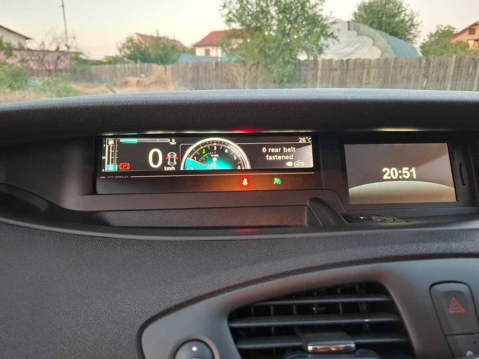 Vând Renault Scénic