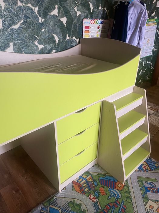 Кровать-чердак, детская кровать