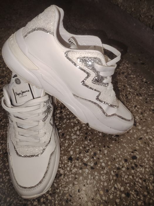 Обувки  обувани 1-2пъти. 37 номер