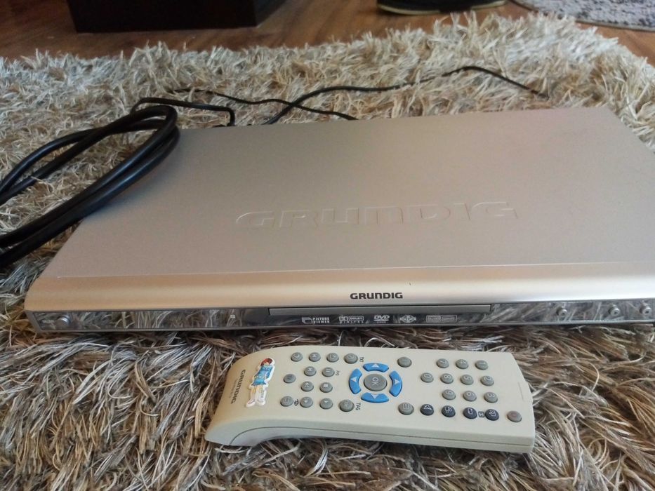 Продавам DVD Grundig