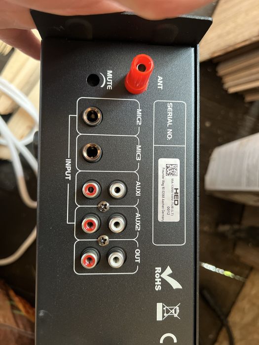 Amplificator audio plus boxe