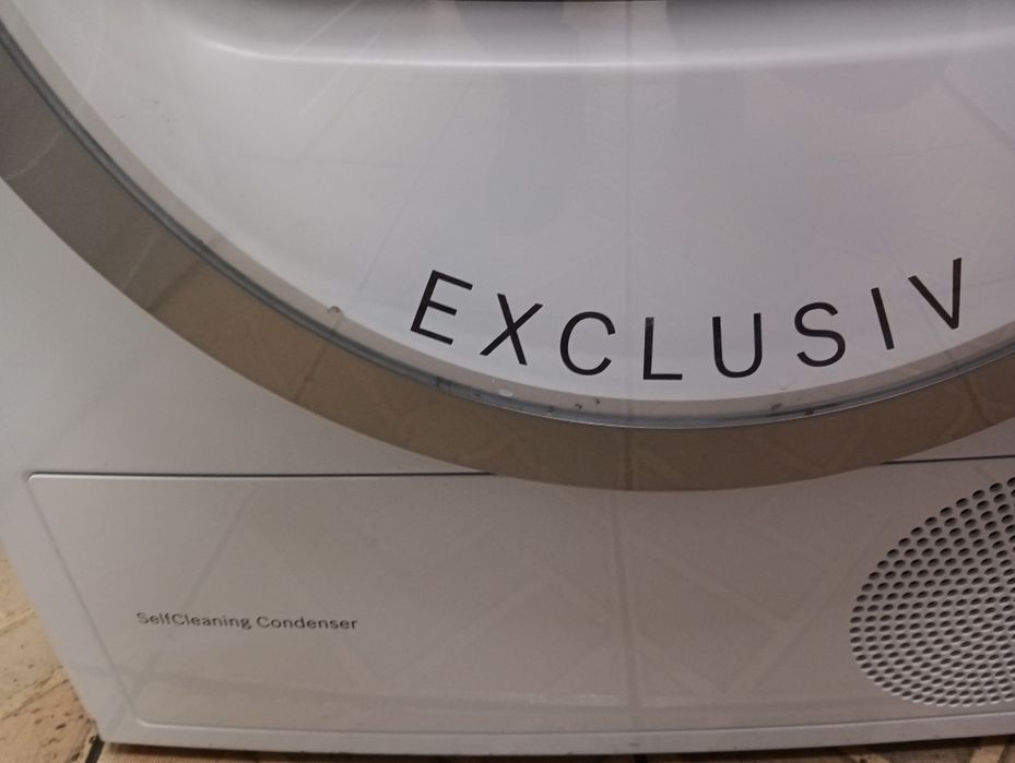 Почти нова сушилня с термопомпа Бош Bosch Exclusive Serie 8 A+++ 8кг !