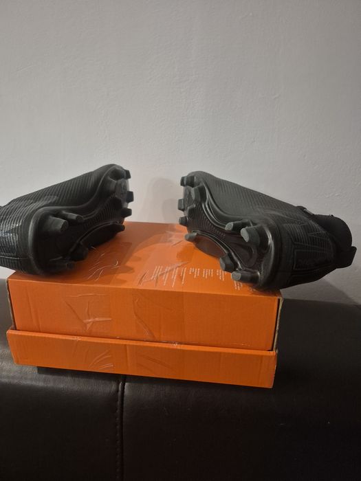 Нови оригинални детски бутонки Nike