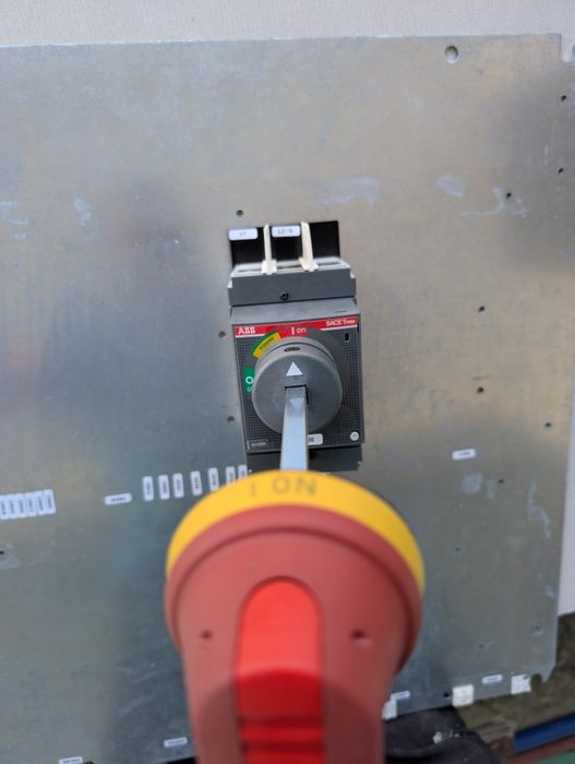 ABB Sace Tmax swicht