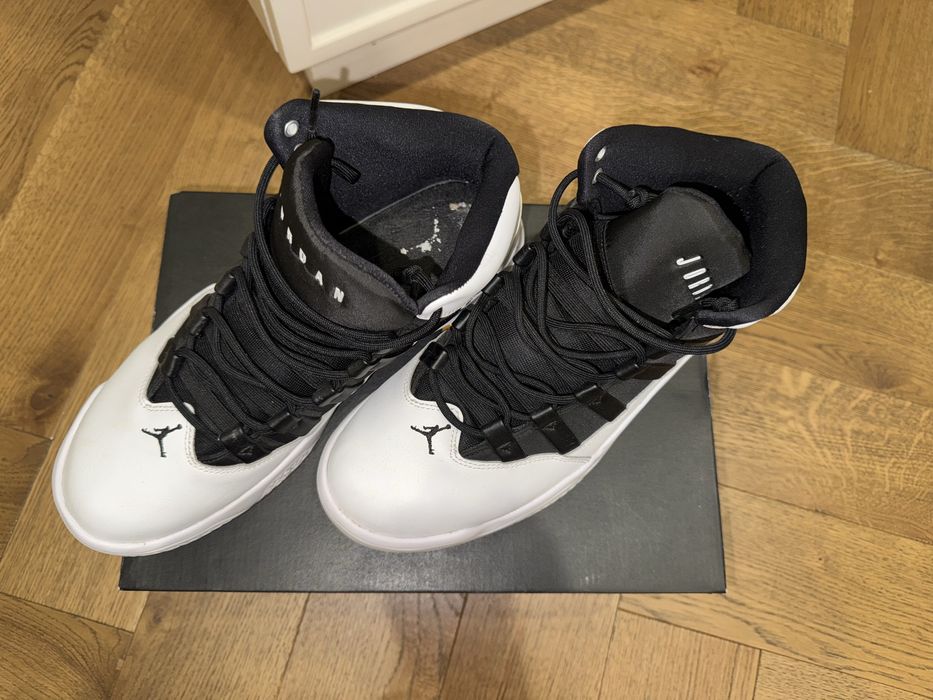 Продам оригинальные кроссовки Nike Jordan