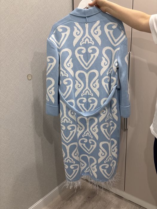 кардиган в национальном стиле