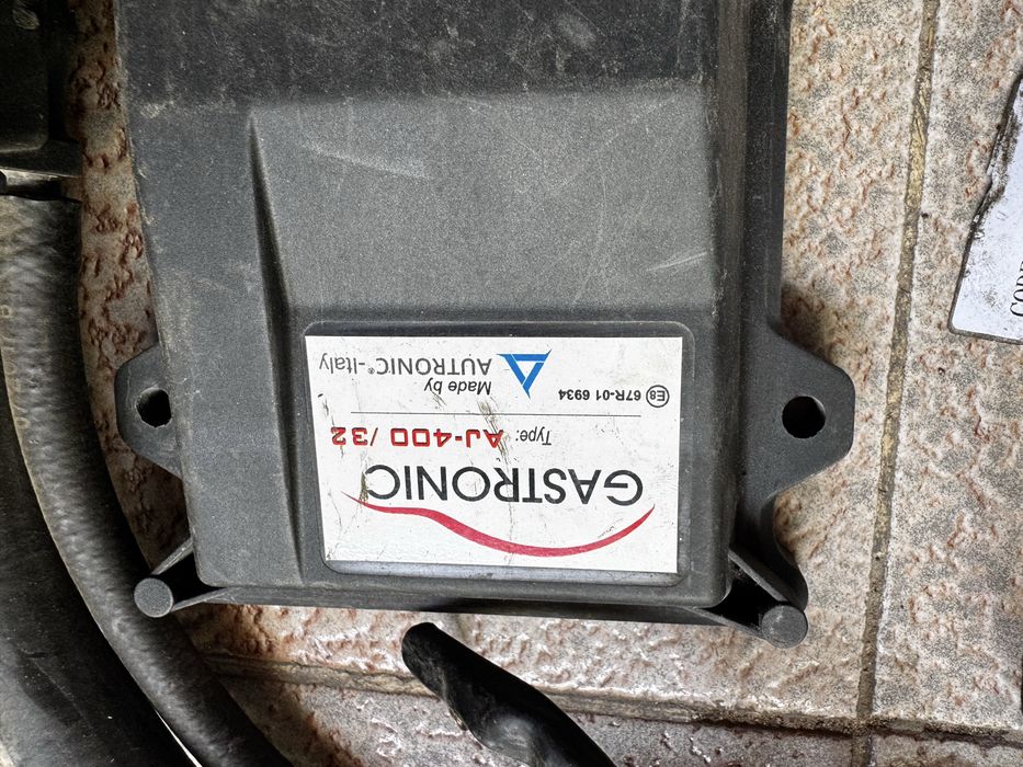 Продавам газов инжекцион Gastronic AJ-400/32
