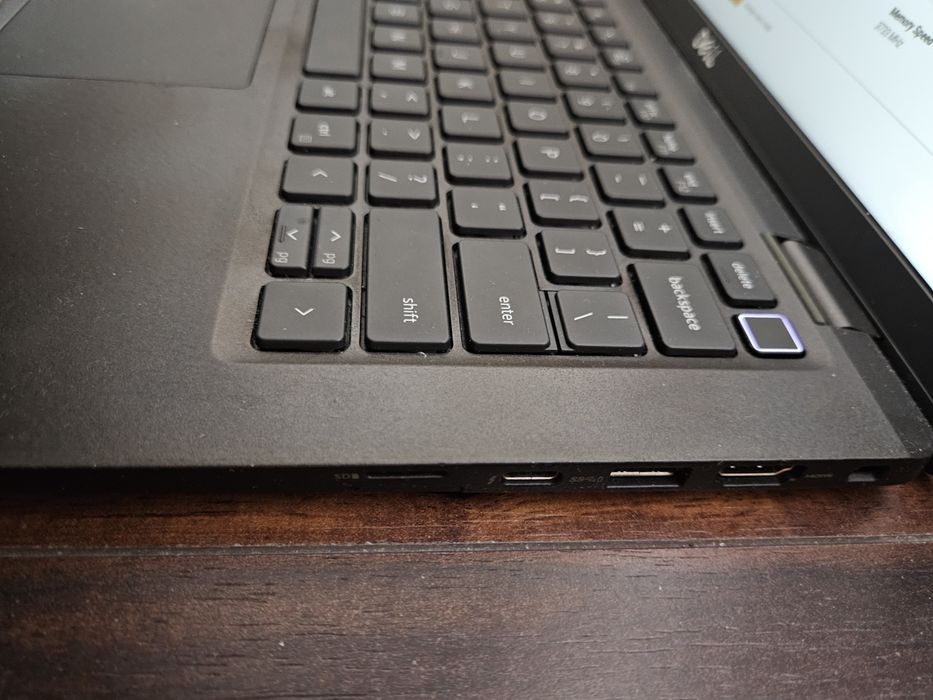 Dell Latitude 7420 i7-1165G7 16gb ram 512 ssd