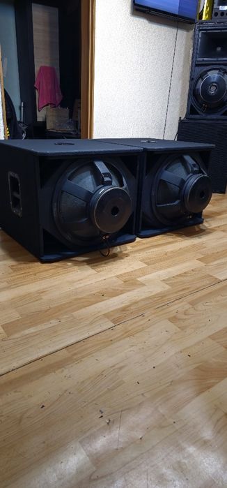 Мощьные сабы R-18 оригинал.