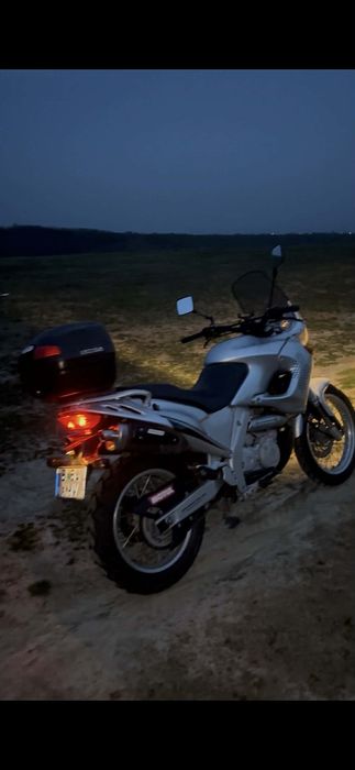 Vând Aprilia Pegaso