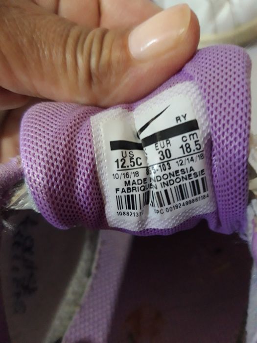 Кроссовки Nike  для девочек