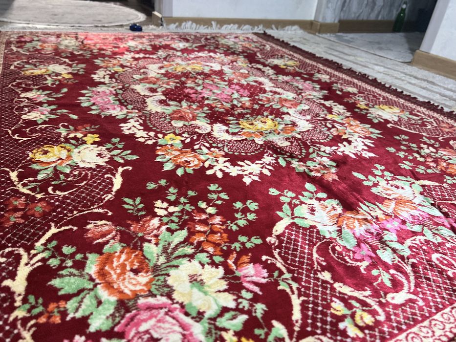 Новый Албанский ковёр размер 200/180 срочно