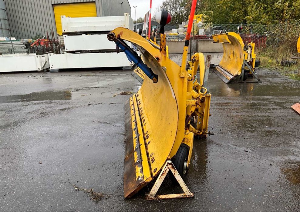 Lama zapada pentru camion