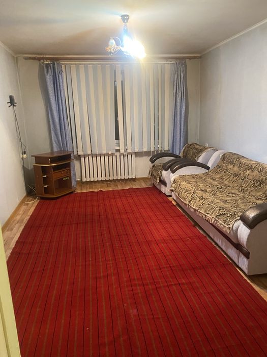 Продам диван с креслом