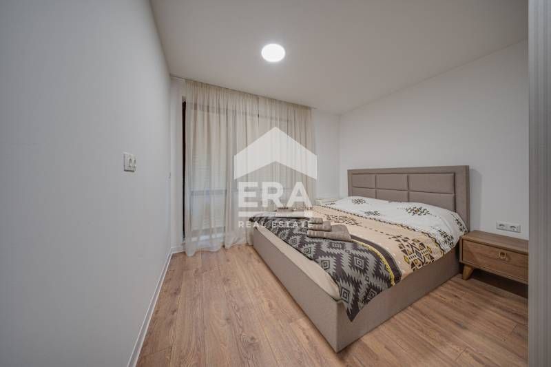 Модерно обзаведен тристаен апартамент под наем в кв. Лозенец