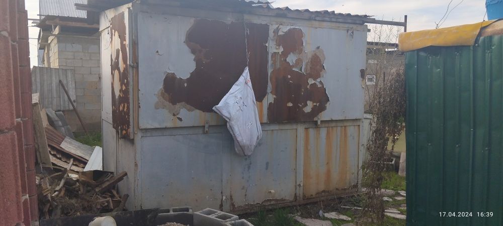 Продам три усторно окна Есть