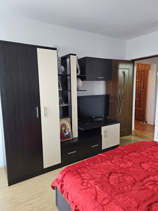Inchiriez apartament 2 camere