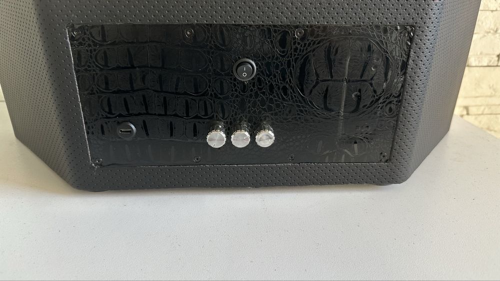 Monster Beats By Dre (BeatBox) колона - преработена в преносима