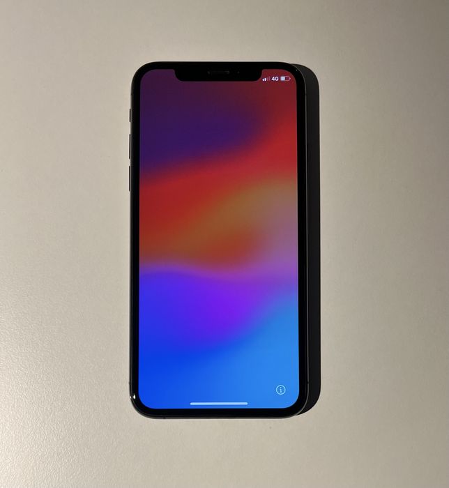 iPhone XS Space Gray 64 GB