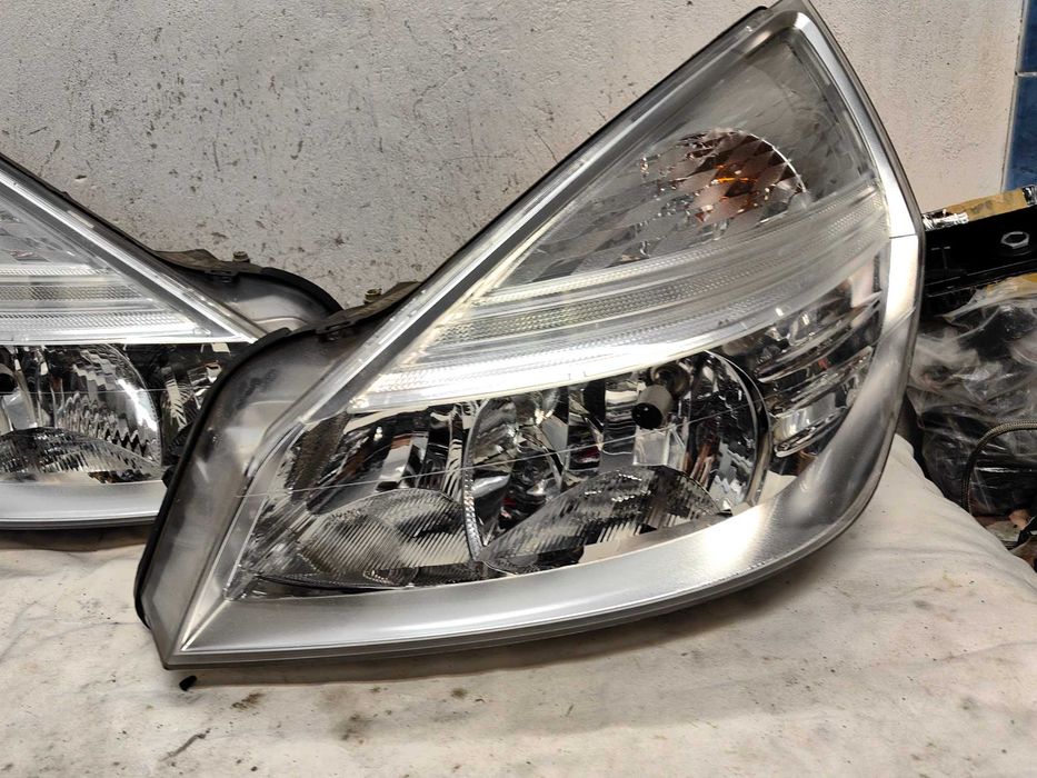 Оригинални фарове Рено Еспейс  Renault Espace 4