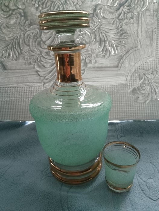 Продается графин и стопка,Bohemia,за 6000т