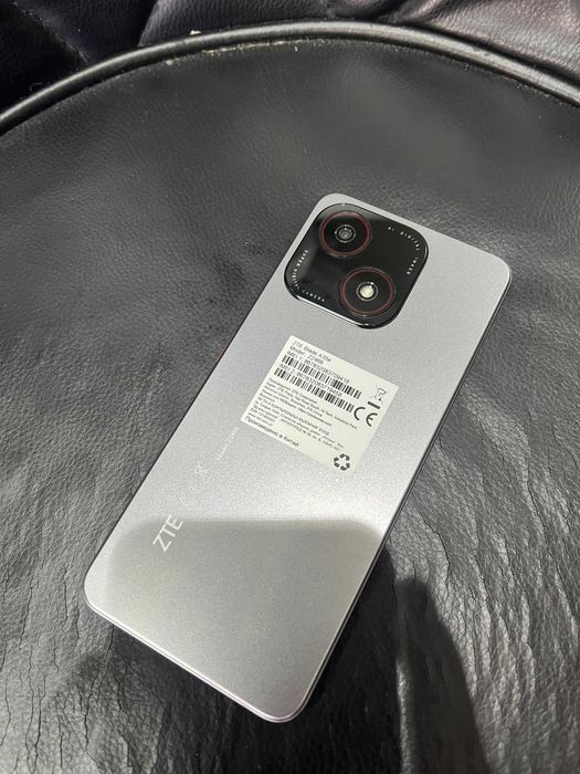 ZTE A35e Чисто НОВ