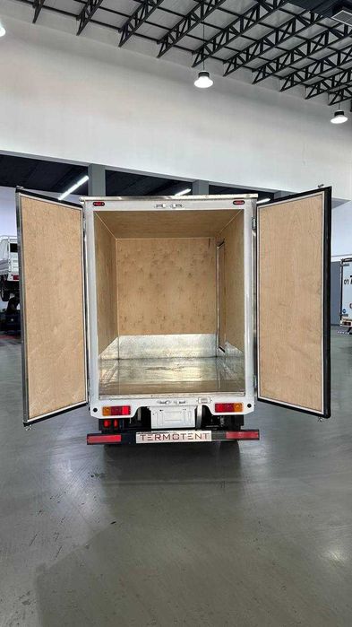 Izotermik furgon Refrijerator Labo