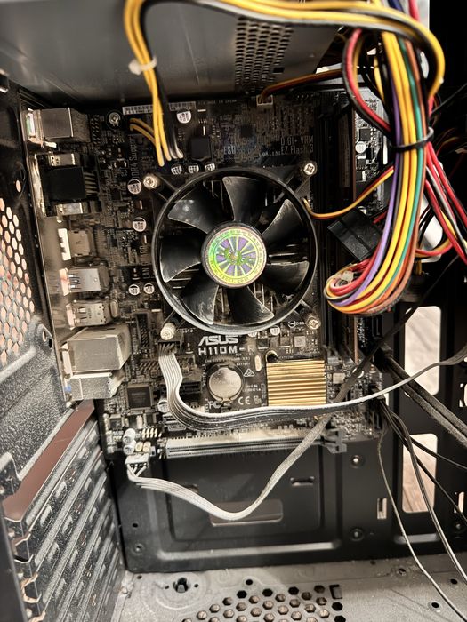 Компьютер в черном корпусе (полная комплектация)