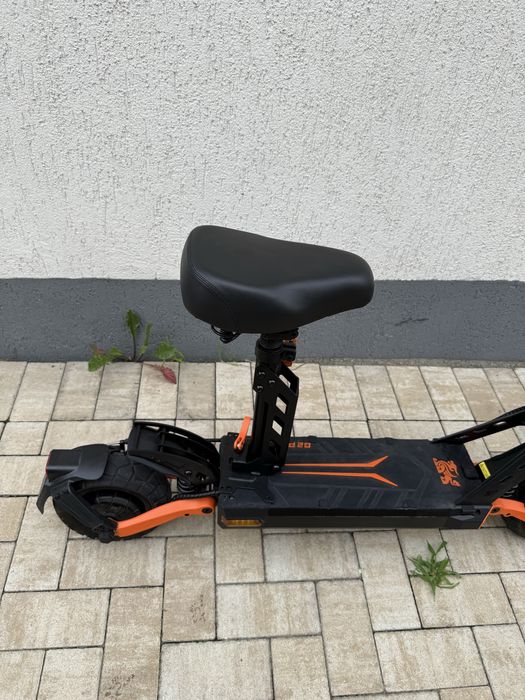 Kukurin g2 pro  cu scaun  **CA SI NOUA**