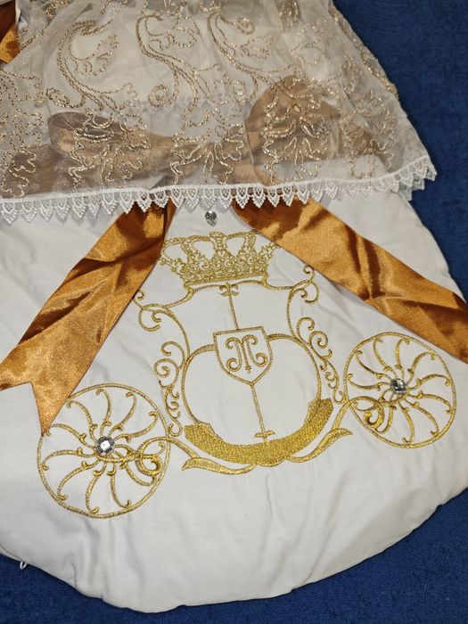 Продам красивейший конверт на выписку