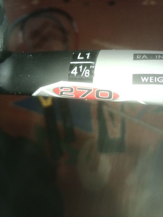 Vind paletele de tenis de câmp