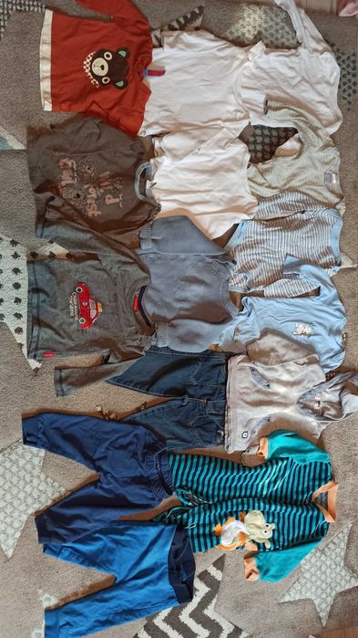 Бебешки дрехи 9-12 месеца