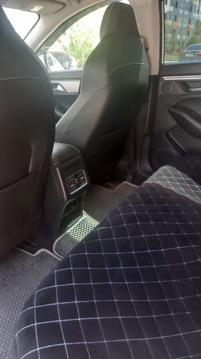 Продам машину Jac j7