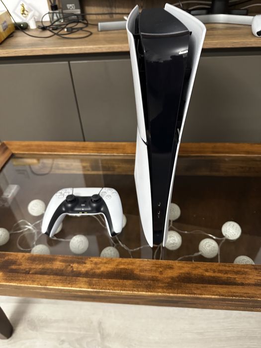Play Station 5 Slim 1 TB