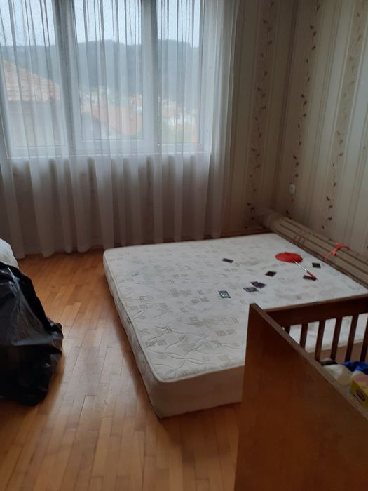 Продавам къща, гр.Перник