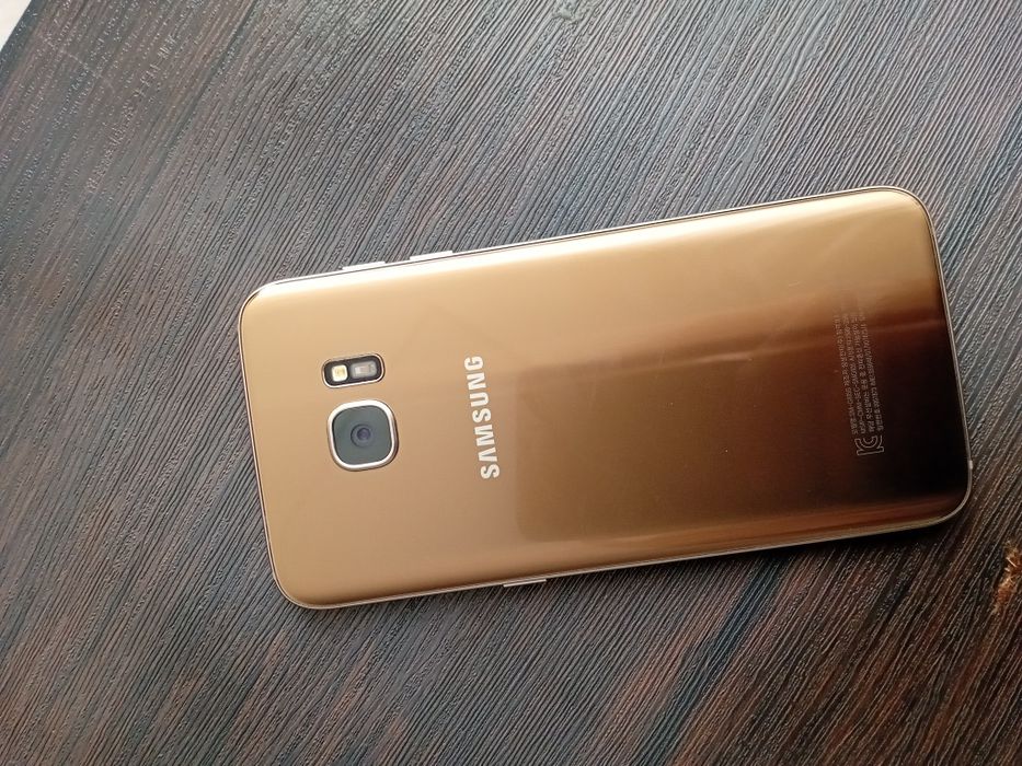SAMSUNG S7 Edge пред